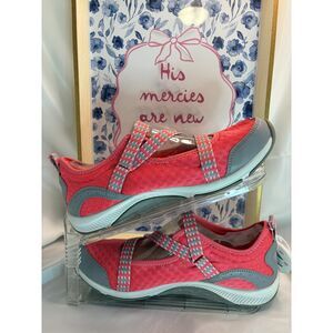 Ryka Women’s Athletic Walking Shoes – Size 9W (Wide)